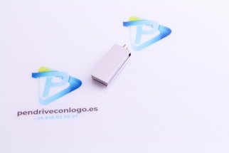Memoria USB de metal