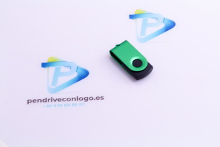 Pequeña memoria USB