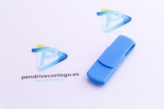 memoria USB plástico con metal