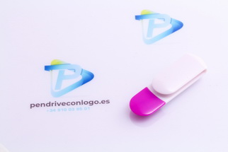 Memoria USB de plástico